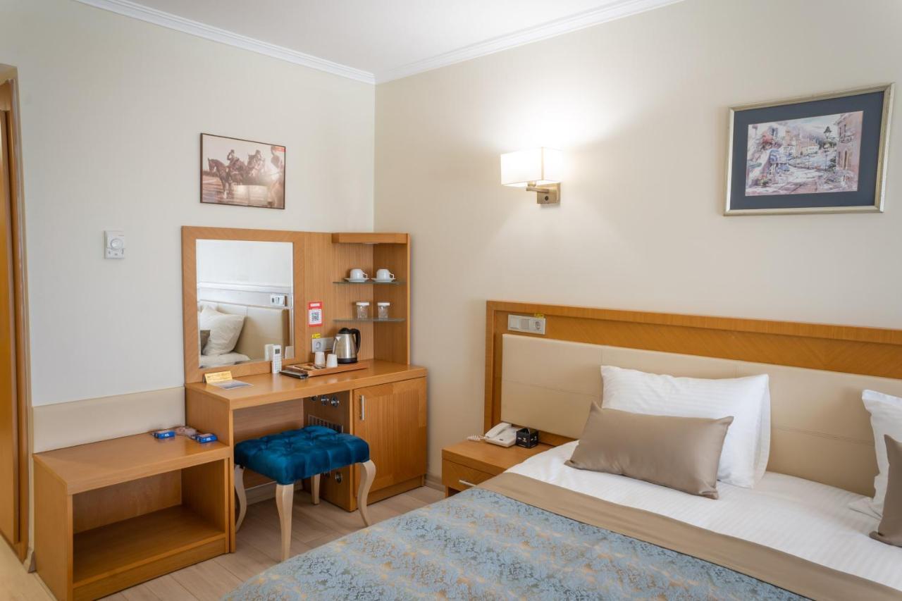 Patalya Lakeside Resort Hotel Golbası Zewnętrze zdjęcie
